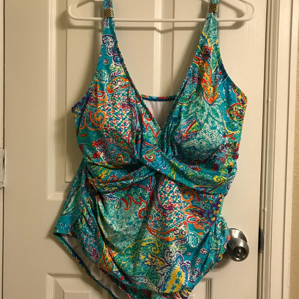 One piece bathing suit